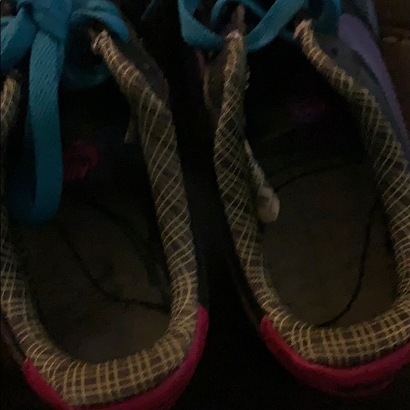 Af1 - Picture 4 of 4